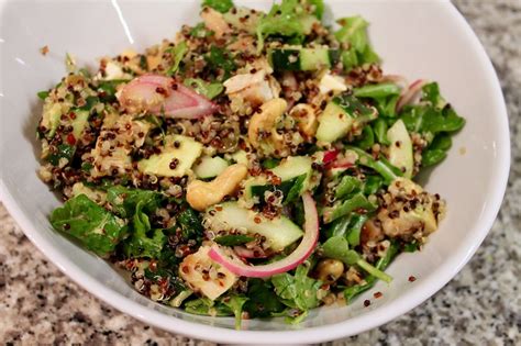 How much fat is in spring onion and vegetable quinoa - calories, carbs, nutrition