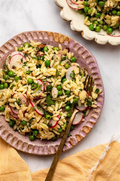 How much fat is in spring orzo salad - calories, carbs, nutrition