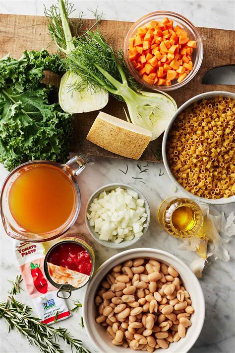 How much fat is in spring pasta fagioli (mindful) - calories, carbs, nutrition