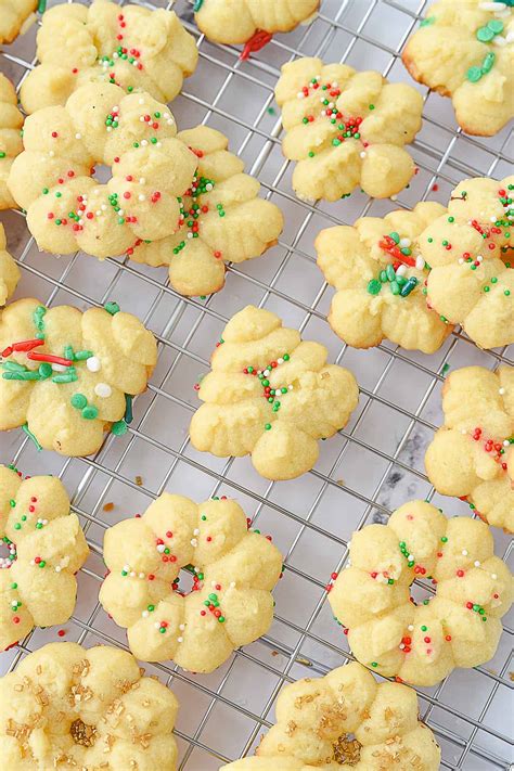 How much fat is in spritz cookies - calories, carbs, nutrition