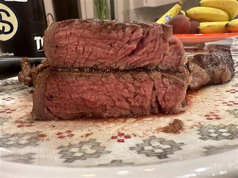 How much fat is in steak toscano - calories, carbs, nutrition