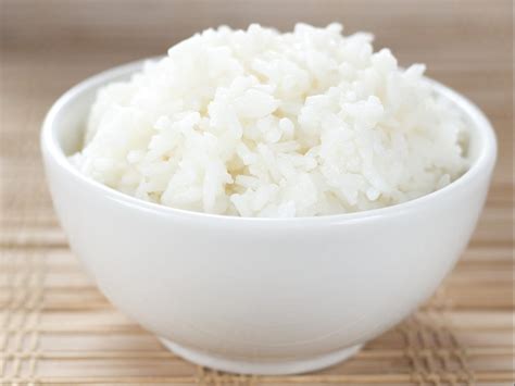 How much fat is in steamed rice - calories, carbs, nutrition