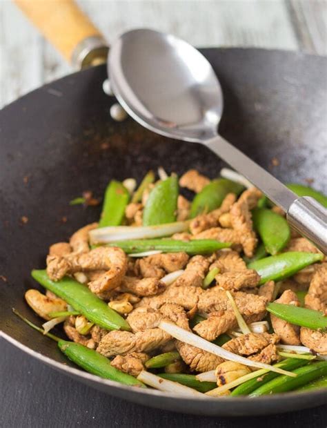 How much fat is in stir fried turkey in honey & soy sauce - calories, carbs, nutrition