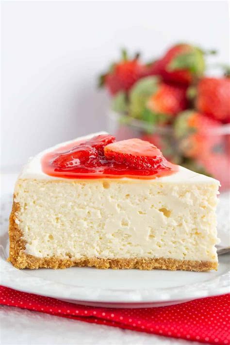 How much fat is in strawberry cheese cake filling - calories, carbs, nutrition