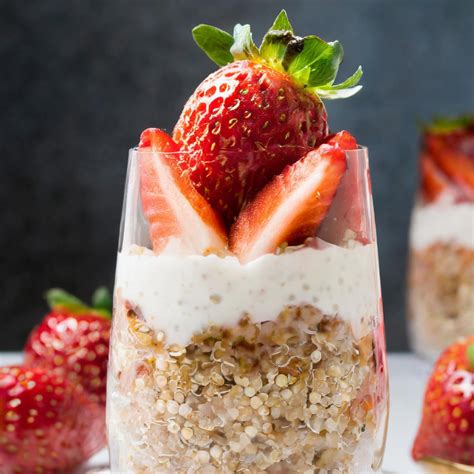 How much fat is in strawberry coconut quinoa parfait - calories, carbs, nutrition