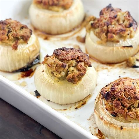 How much fat is in stuffed onions - calories, carbs, nutrition