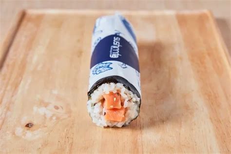 How much fat is in sushirito - calories, carbs, nutrition