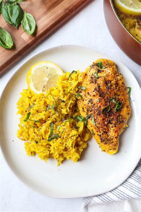 How much fat is in sweet and sour citrus chicken with boiled rice - calories, carbs, nutrition