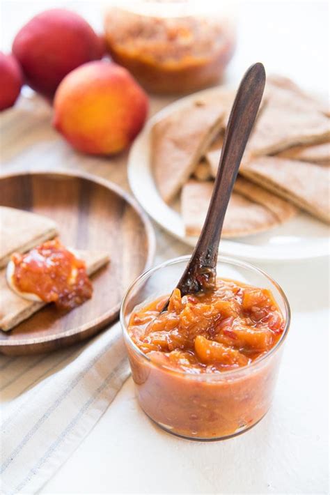 How much fat is in sweet hot peach relish - calories, carbs, nutrition