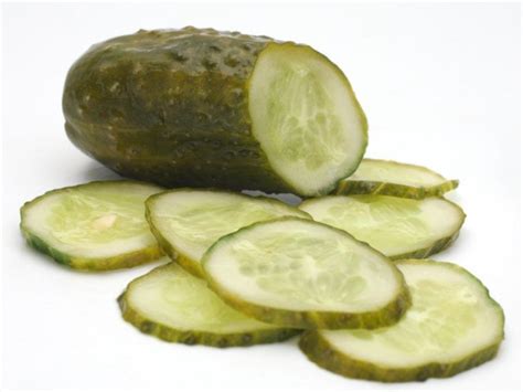 How much fat is in sweet pickles - calories, carbs, nutrition