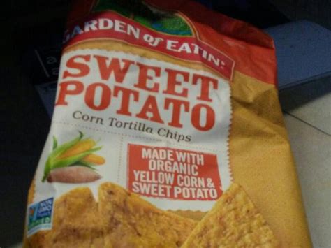 How much fat is in sweet potato corn tortilla chips - calories, carbs, nutrition