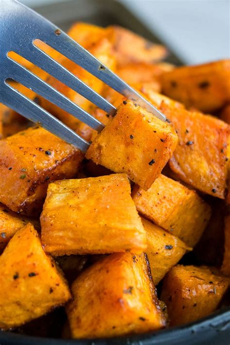 How much fat is in sweet potatoes simply roasted 1/2 cup - calories, carbs, nutrition