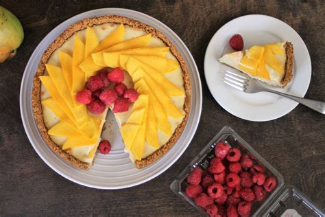 How much fat is in sweet shot mango key lime pie - calories, carbs, nutrition