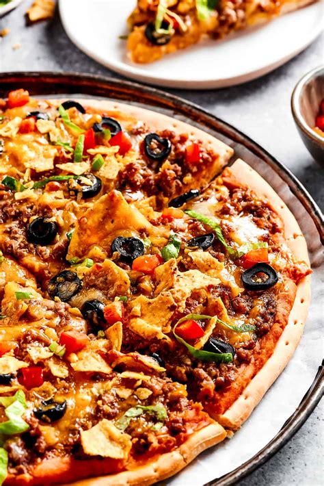 How much fat is in taco pizza 2 - calories, carbs, nutrition