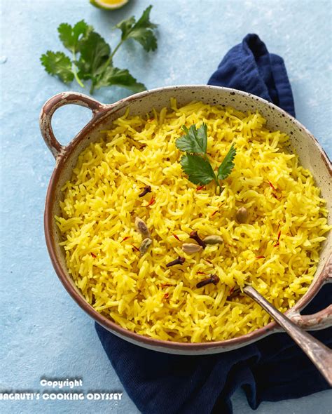 How much fat is in takeaway pilau rice - calories, carbs, nutrition