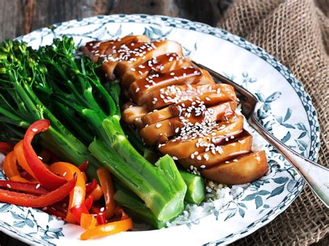 How much fat is in teriyaki chicken breast - calories, carbs, nutrition