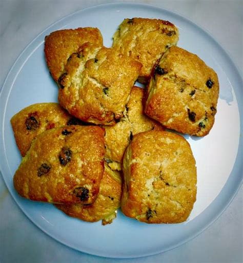 How much fat is in tex mex scones - calories, carbs, nutrition