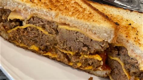 How much fat is in texas grilled cheese - calories, carbs, nutrition