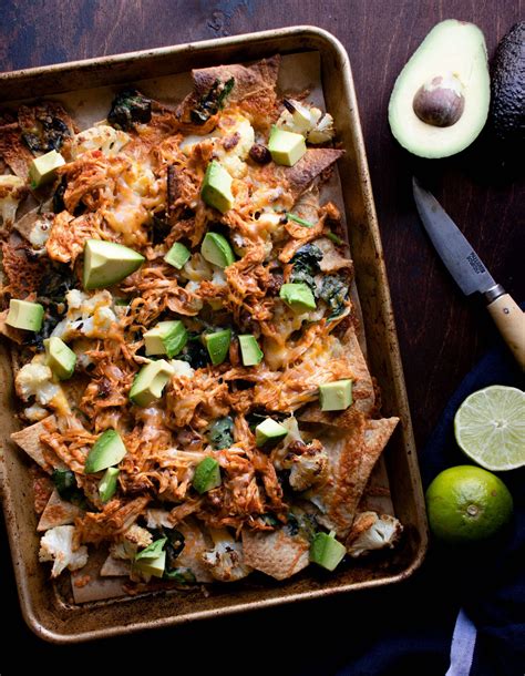 How much fat is in thab nachos chicken tinga - calories, carbs, nutrition