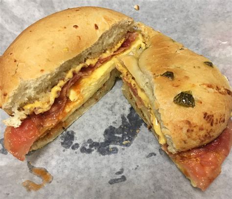 How much fat is in the old chicago bagel (71041.0) - calories, carbs, nutrition