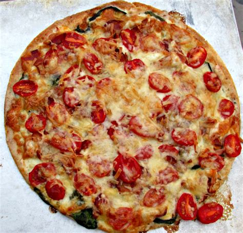 How much fat is in thin crust smoked-turkey mexican pizza - calories, carbs, nutrition