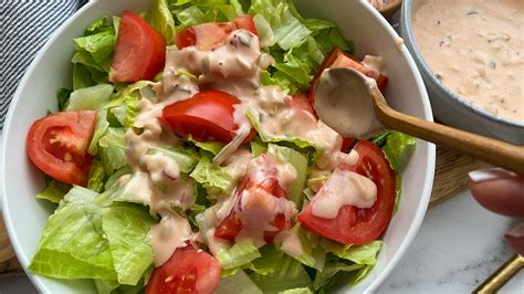 How much fat is in thousand island dressing - calories, carbs, nutrition