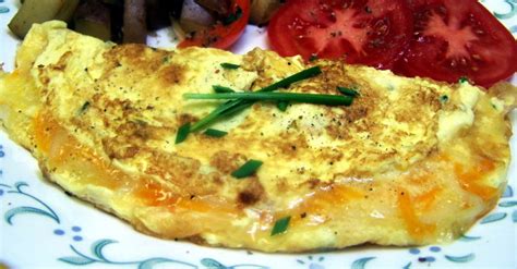 How much fat is in three cheese omelette - calories, carbs, nutrition