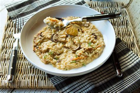 How much fat is in thyme risotto - calories, carbs, nutrition