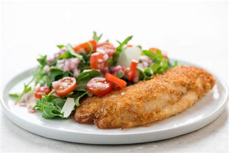 How much fat is in tilapia 5-7 oz milanese arugula & grape tomato salad - calories, carbs, nutrition