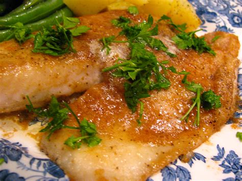 How much fat is in tilapia with meuniere sauce - calories, carbs, nutrition