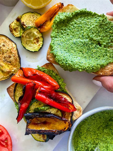 How much fat is in toasted veggie ciabatta with pesto - calories, carbs, nutrition