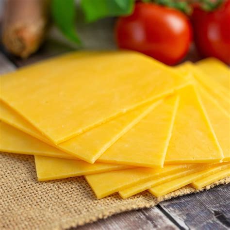 How much fat is in tomato and cheese. square - calories, carbs, nutrition