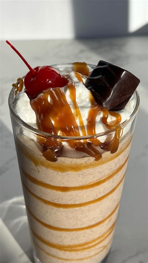 How much fat is in topping caramel 1 tbsp - calories, carbs, nutrition