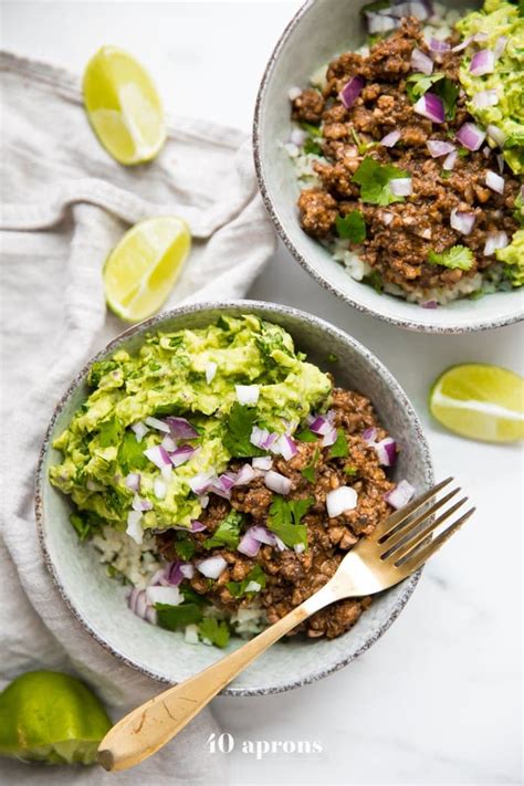 How much fat is in tortilla chipotle beef with avocado 1 ea - calories, carbs, nutrition