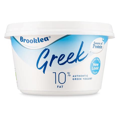 How much fat is in traditional greek yogurt - strawberry - calories, carbs, nutrition