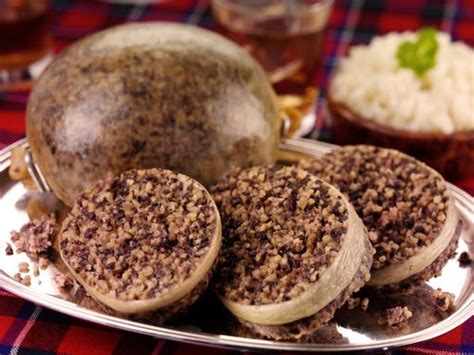 How much fat is in traditional haggis - calories, carbs, nutrition