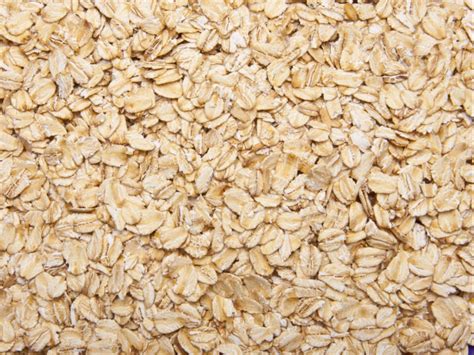 How much fat is in traditional oats - calories, carbs, nutrition