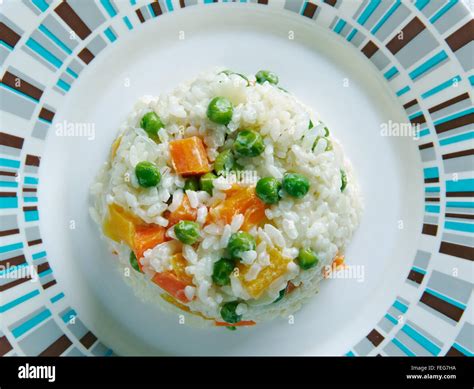How much fat is in tricolore risotto with soya beans with an italian salad - calories, carbs, nutrition