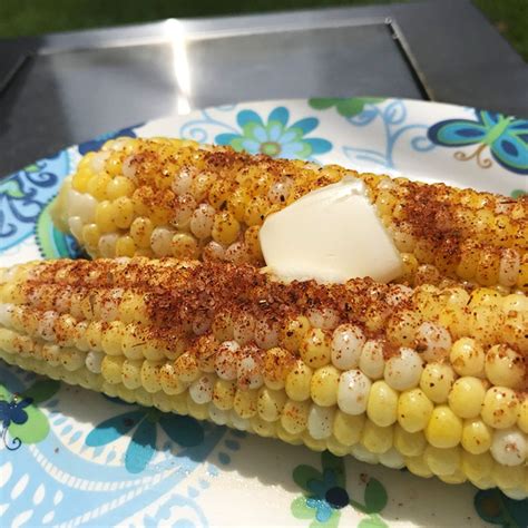 How much fat is in truffled rubbed grilled corn on the cob - calories, carbs, nutrition