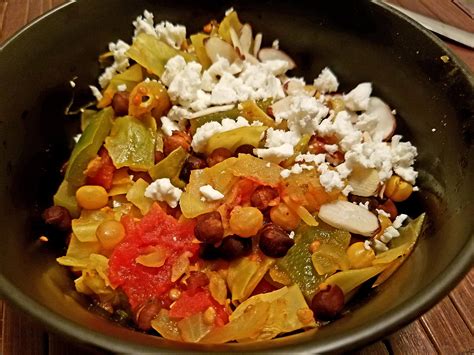 How much fat is in tunisian vegetable stew with almonds - calories, carbs, nutrition