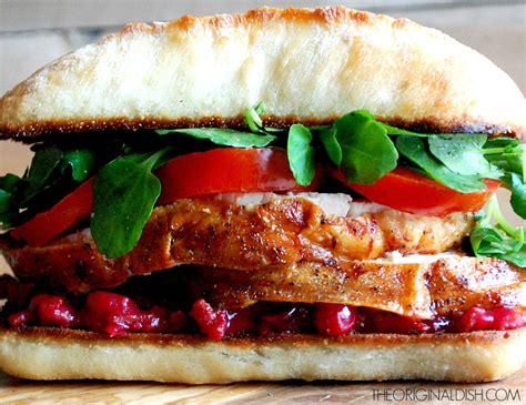 How much fat is in turkey blt - calories, carbs, nutrition