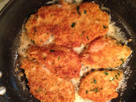 How much fat is in turkey cutlet 2.5 oz sauteed breaded - calories, carbs, nutrition