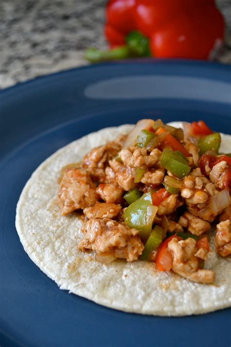 How much fat is in turkey fajita meat - calories, carbs, nutrition