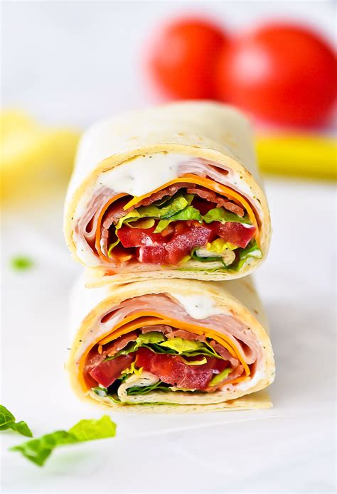 How much fat is in turkey ranch wrap - calories, carbs, nutrition