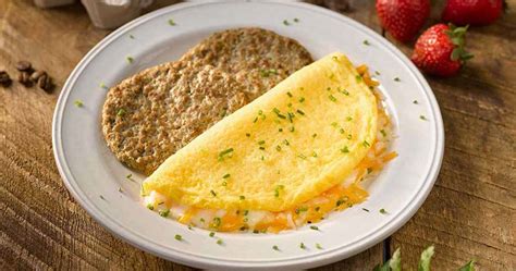 How much fat is in turkey sausage and swiss omelet - calories, carbs, nutrition