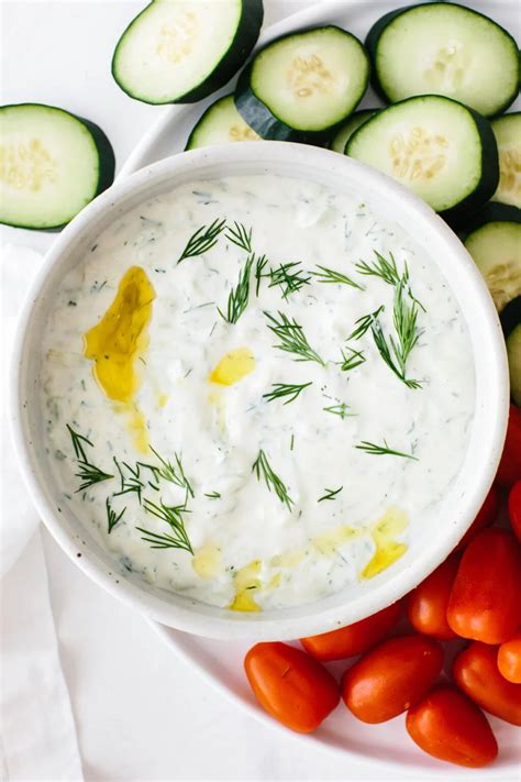 How much fat is in tzatziki sauce, cerner - calories, carbs, nutrition