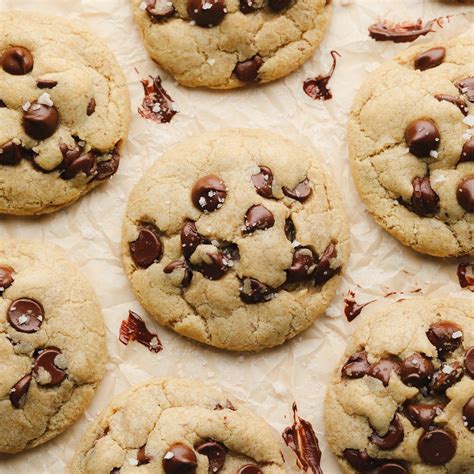How much fat is in vegan chocolate chip cookies - calories, carbs, nutrition
