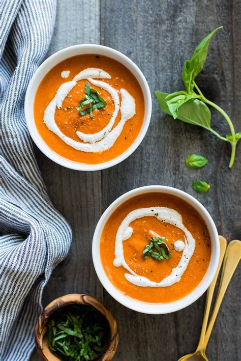 How much fat is in vegan tomato soup - calories, carbs, nutrition