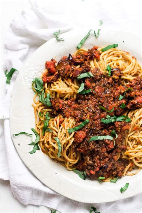 How much fat is in vegetable bolognese sauce - calories, carbs, nutrition