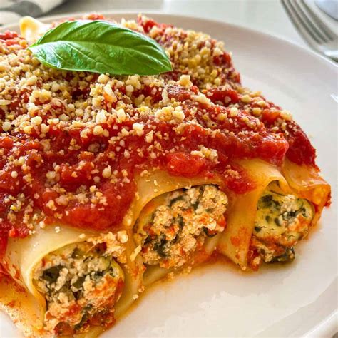 How much fat is in vegetable cannelloni - calories, carbs, nutrition